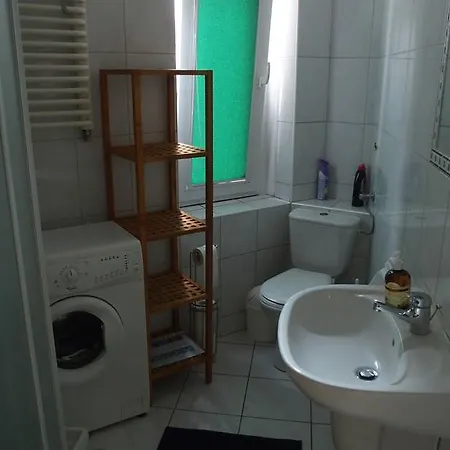 Lägenhet Refined Flat In Jezyce District