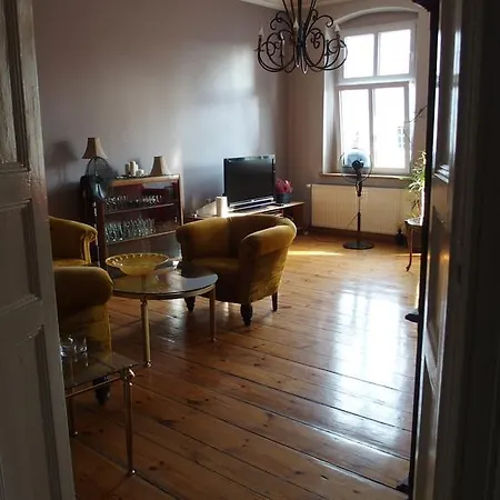 Refined Flat In Jezyce District Lägenhet