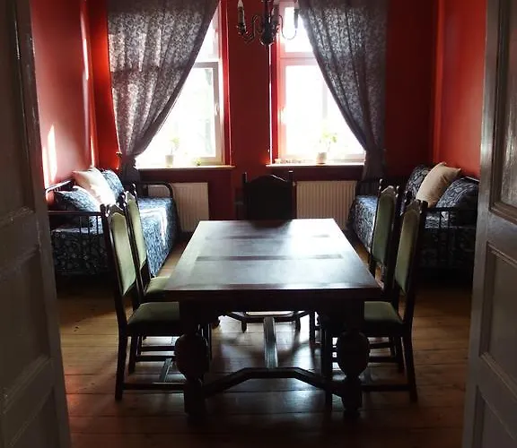 Refined Flat In Jezyce District 아파트 *